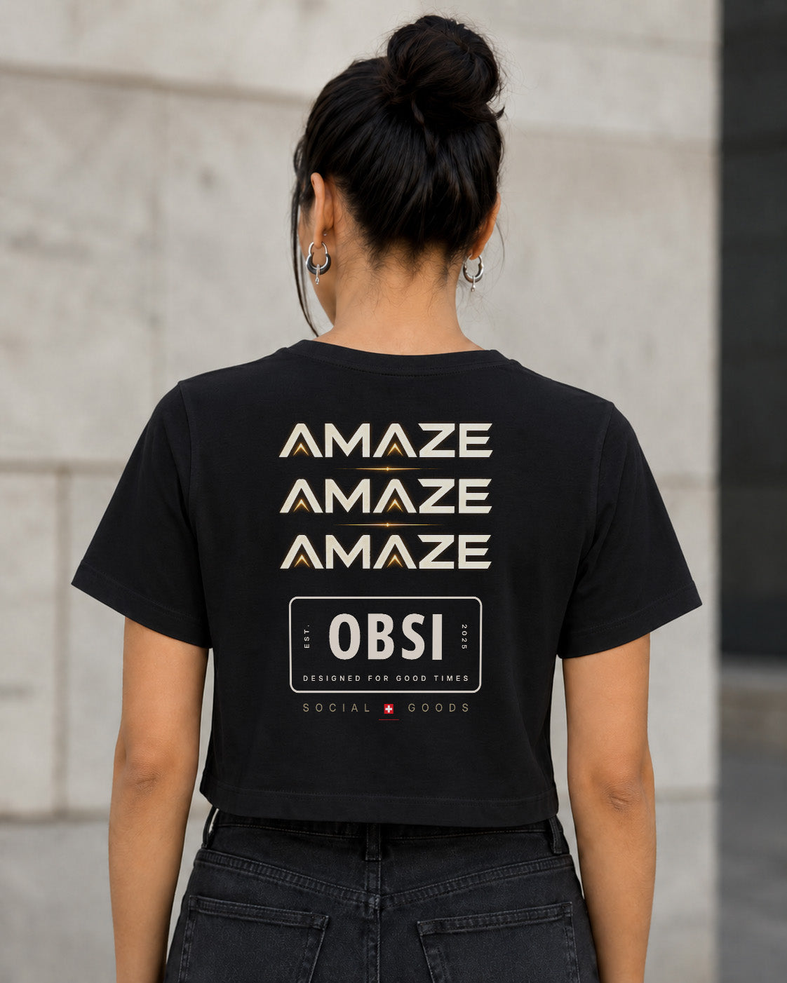 Amaze T-Shirt – Frauen Crop Shirt Schwarz, Rückenprint