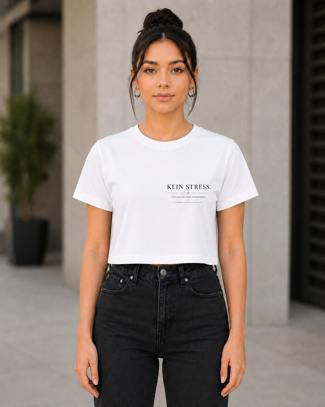 Kein Stress T-Shirt – Frauen Crop Shirt Weiss, Frontprint