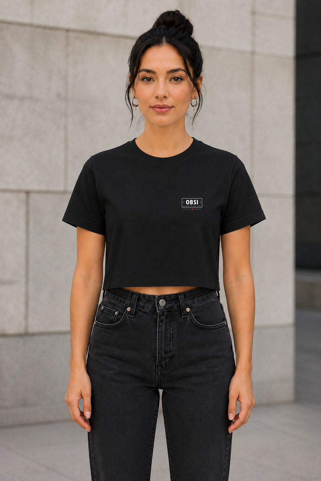 OBSI Daily Logo Tee – Frauen Crop Shirt Schwarz