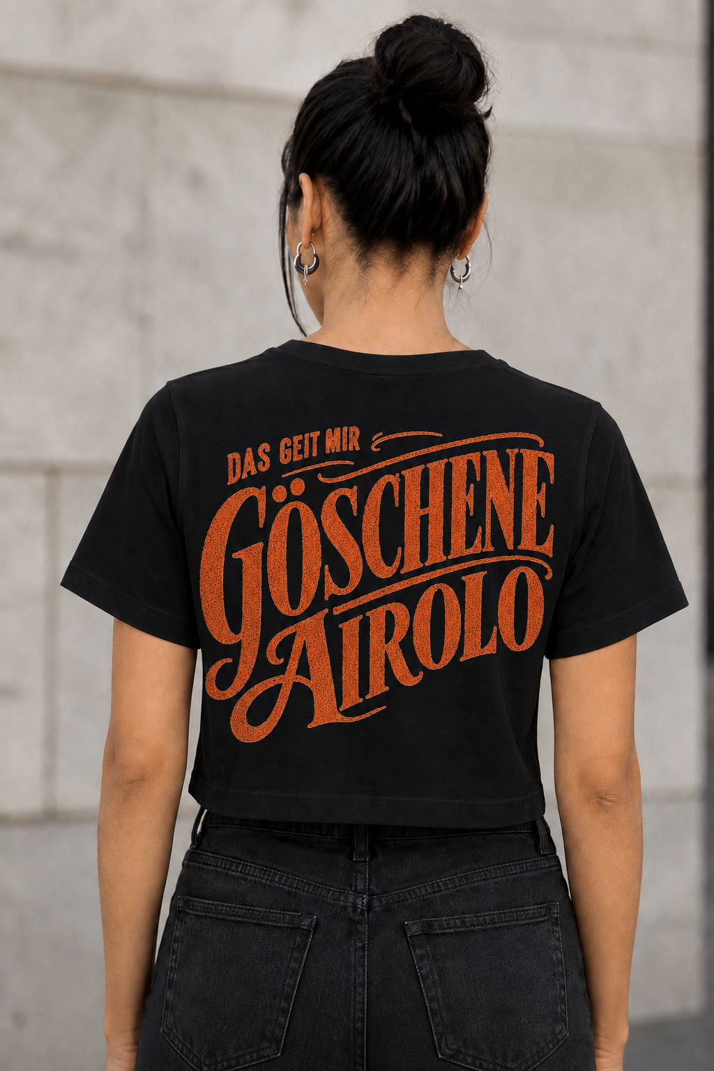 Göschene Airolo T-Shirt – Frauen Crop Shirt Schwarz, Rückenprint