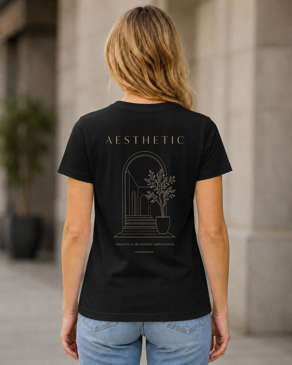 Aesthetic T-Shirt – Frauen Shirt Schwarz, Rückenprint