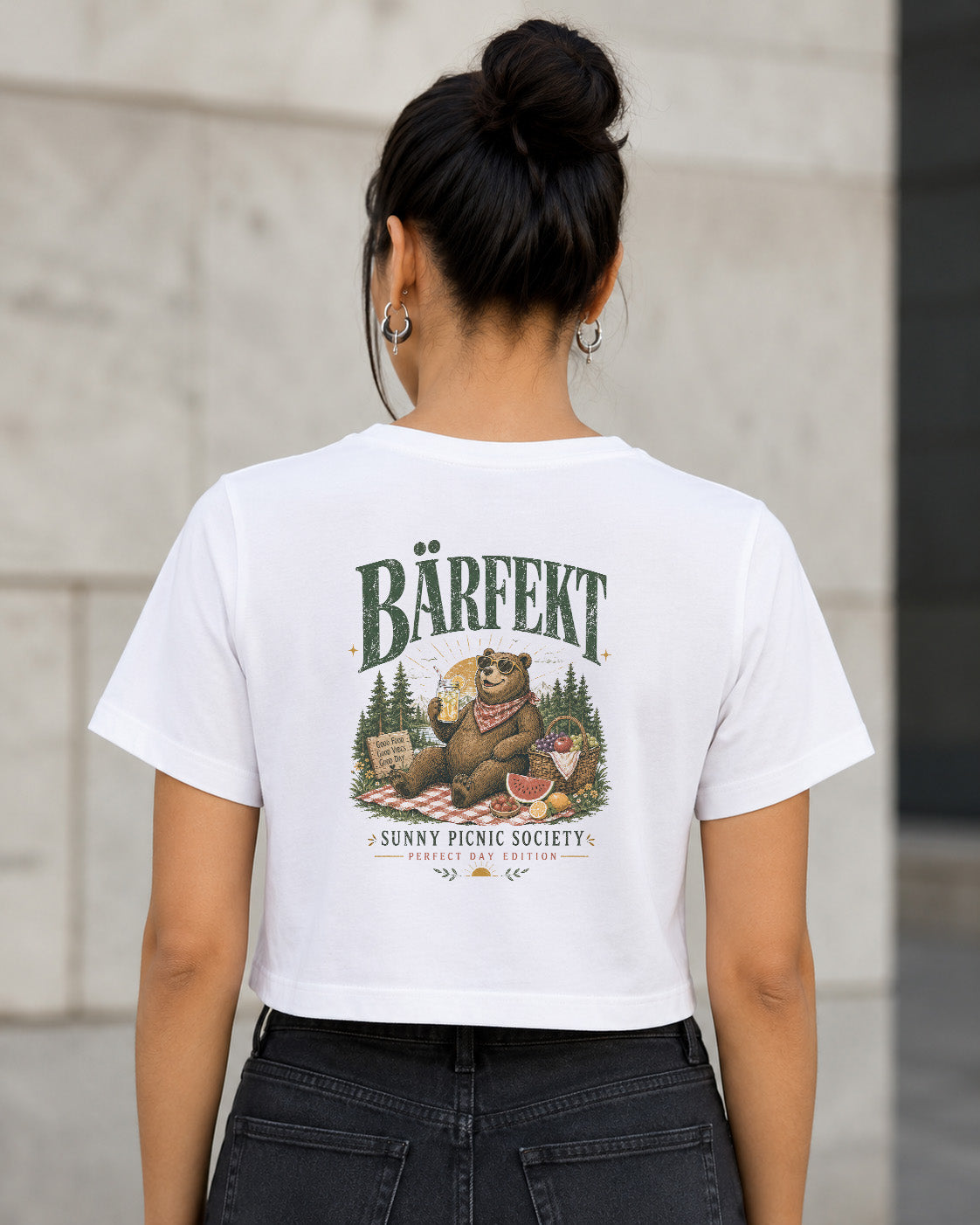 Bärfekt T-Shirt – Frauen Crop Shirt Weiss, Rückenprint