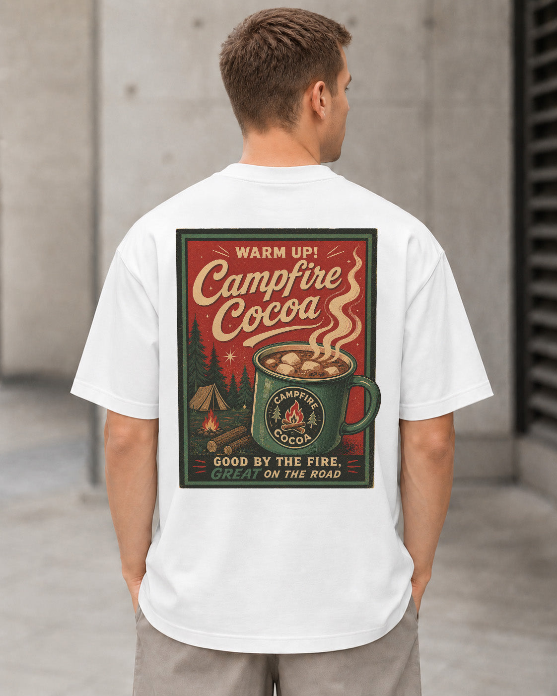 Campfire Cocoa T-Shirt – Heavyweight Oversize Shirt Weiss, Rückenprint