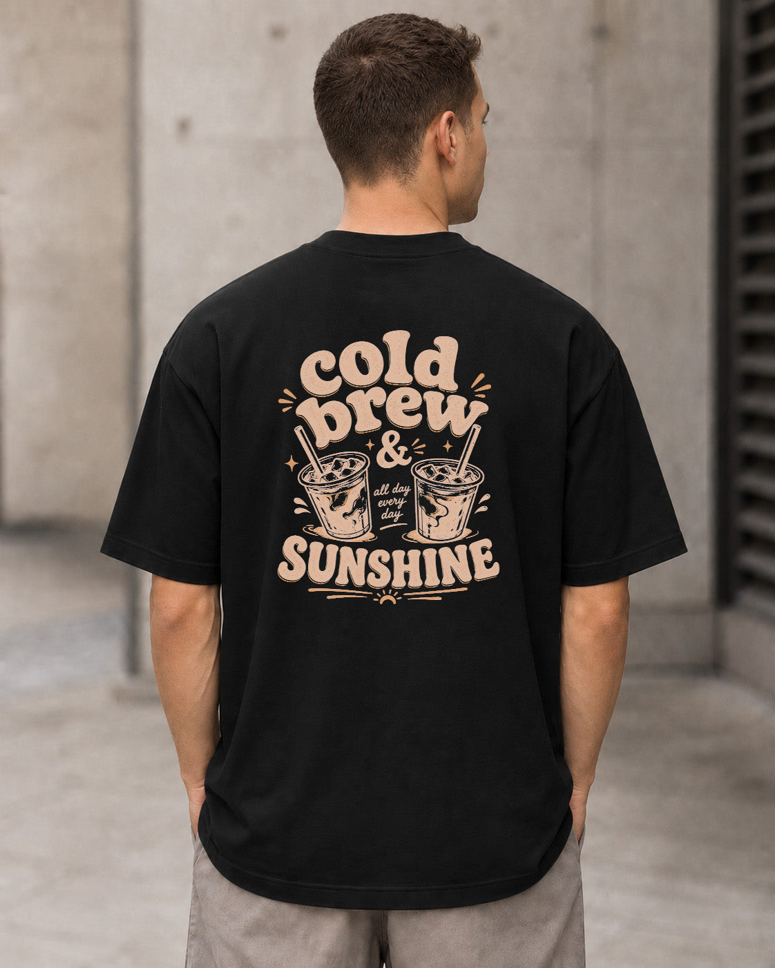 Cold Brew T-Shirt – Heavyweight Oversize Shirt Schwarz, Rückenprint
