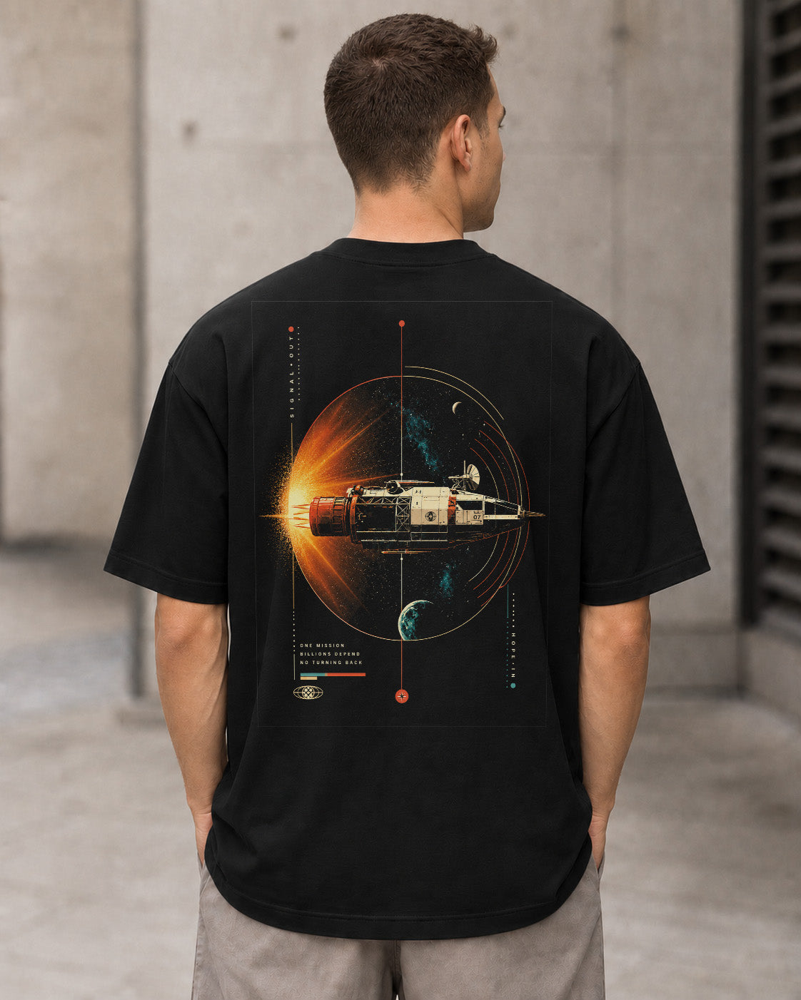 Cosmic Voyager T-Shirt – Heavyweight Oversize Shirt Schwarz, Rückenprint