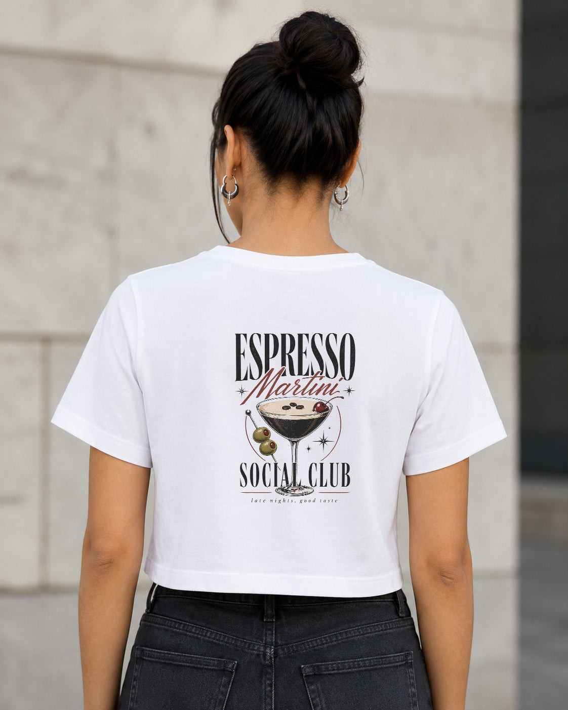Espresso Martini Social Club T-Shirt – Frauen Crop Shirt Weiss, Rückenprint