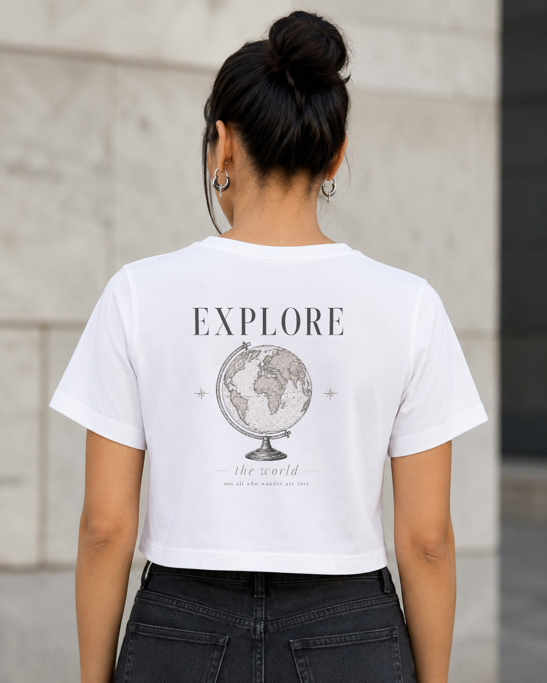 Explore the World T-Shirt – Frauen Crop Shirt Weiss, Rückenprint