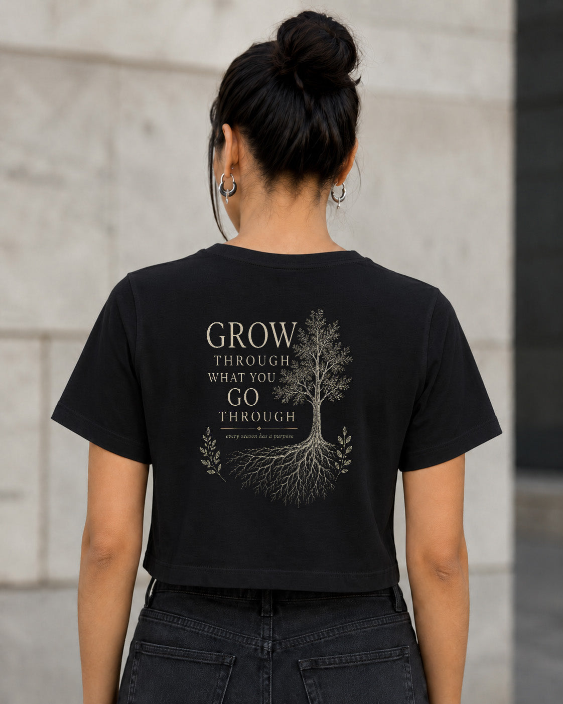 Grow Through T-Shirt – Frauen Crop Shirt Schwarz, Rückenprint