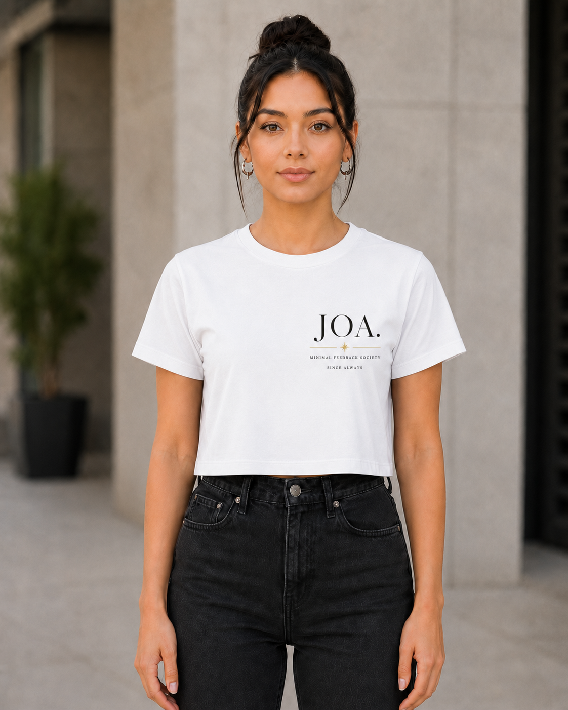 Joa T-Shirt – Frauen Crop Shirt Weiss, Frontprint
