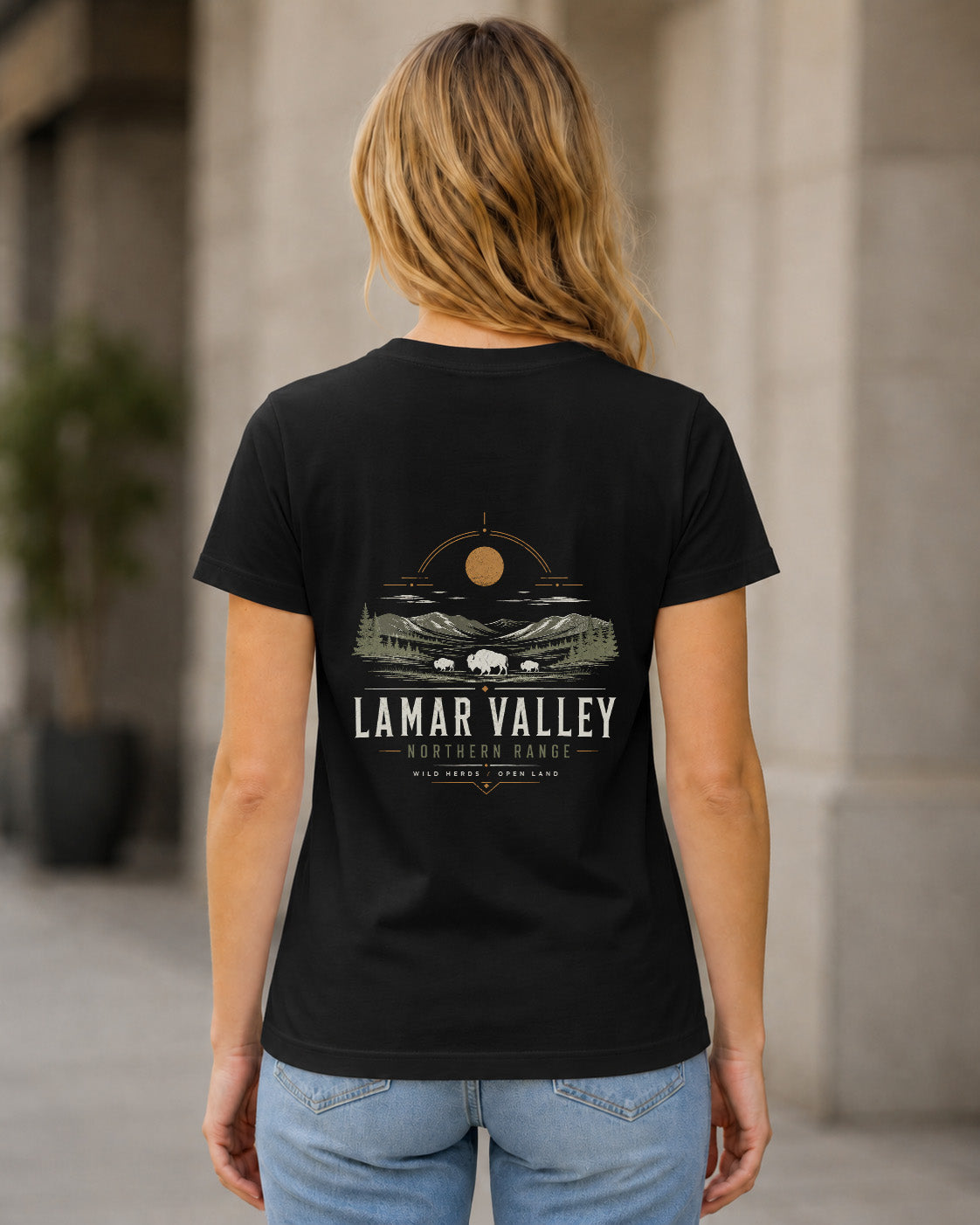 Lamar Valley T-Shirt – Frauen Shirt Schwarz, Rückenprint