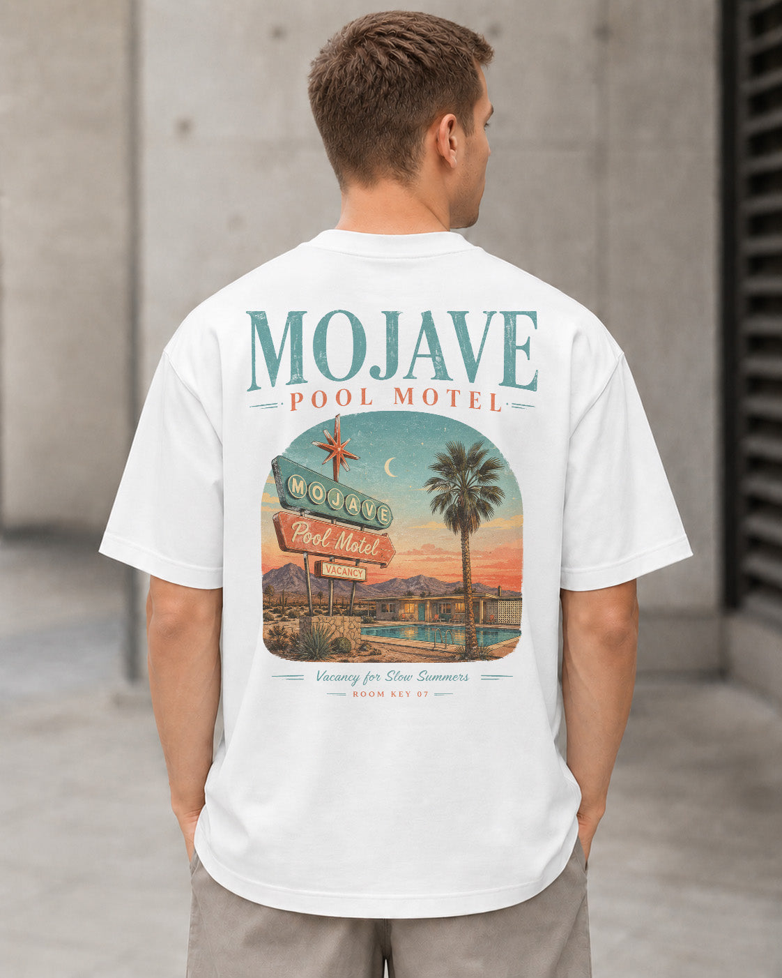 Mojave Pool Motel T-Shirt – Heavyweight Oversize Shirt Weiss, Rückenprint