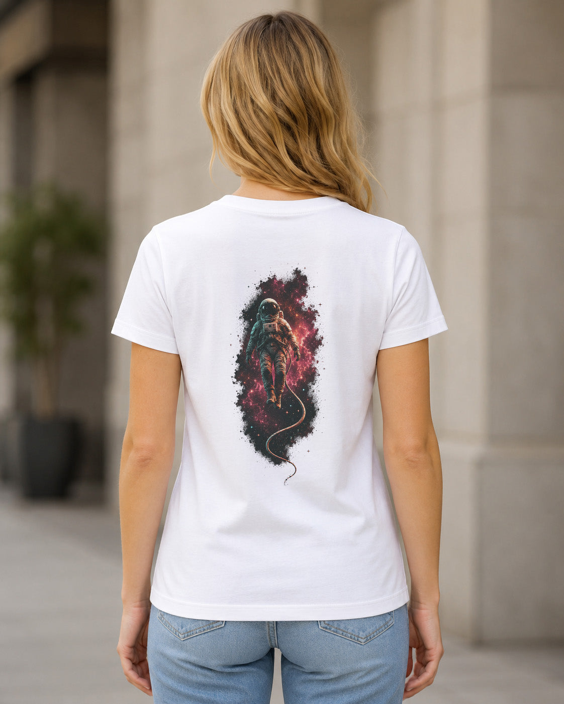 Nebula Drifter T-Shirt – Frauen Shirt Weiss, Rückenprint