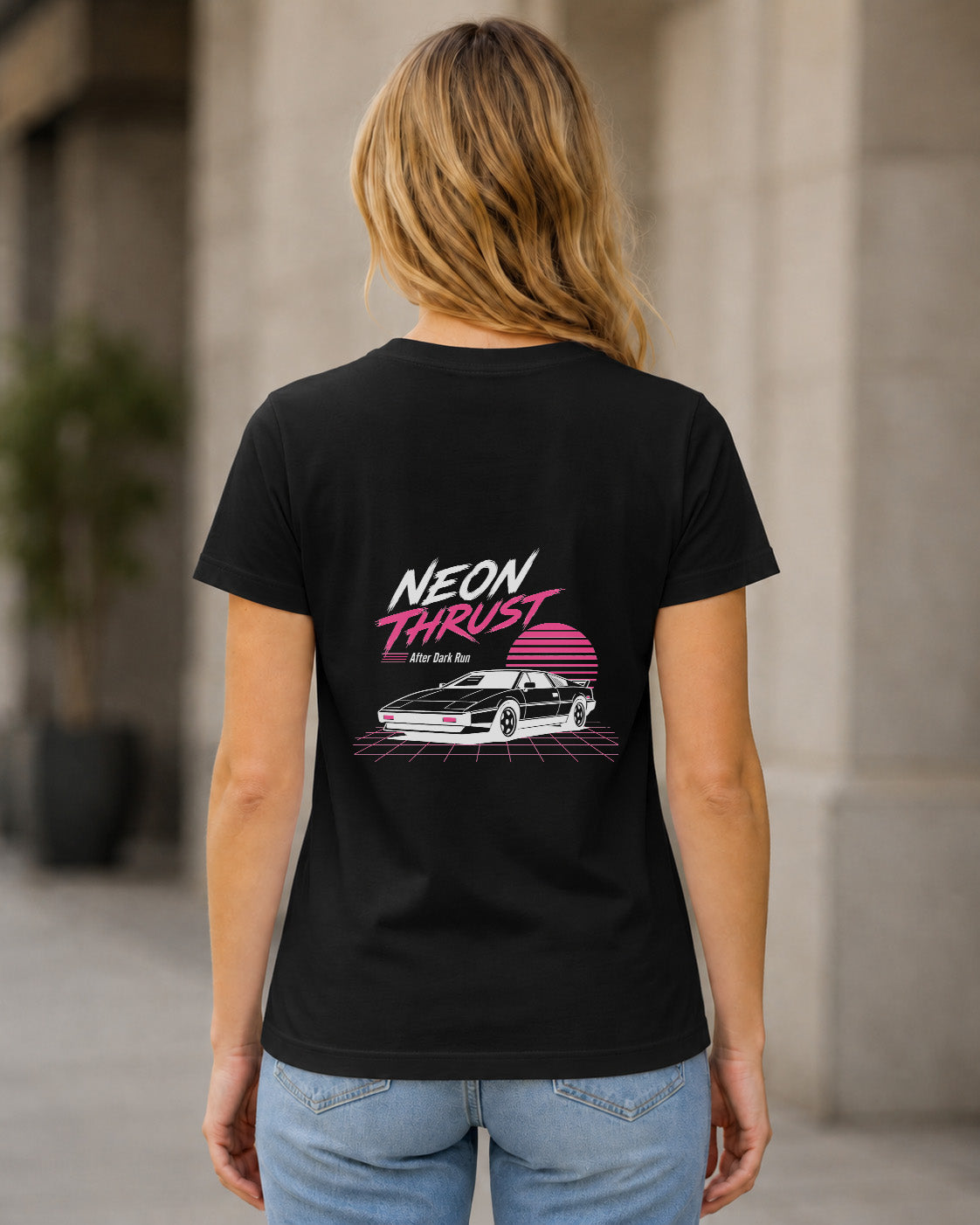 Neon Thrust T-Shirt – Frauen Shirt Schwarz, Rückenprint