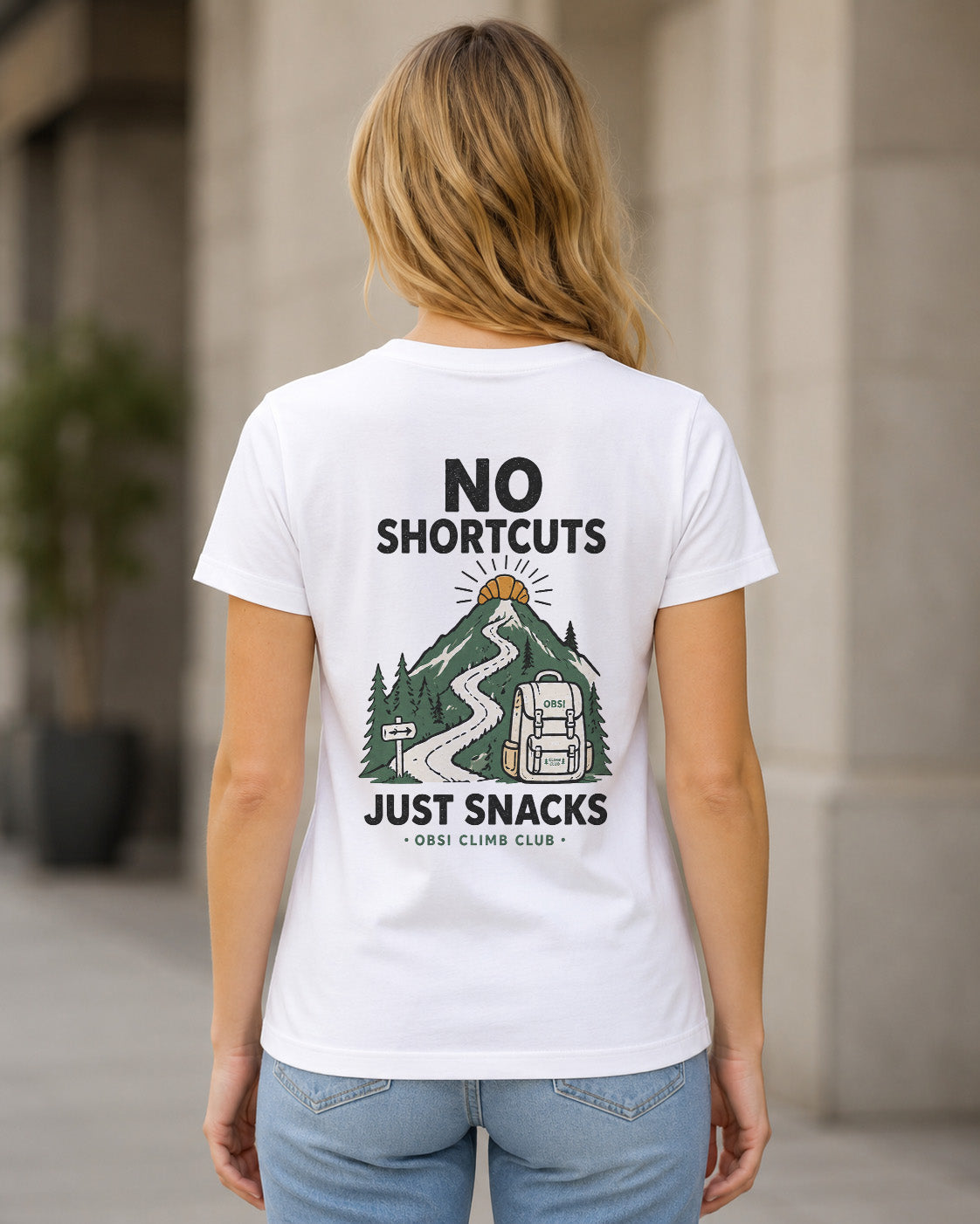 No Shortcuts Just Snacks T-Shirt – Frauen Shirt Weiss, Rückenprint