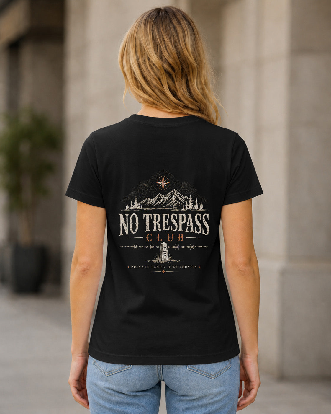 No Trespass Club T-Shirt – Frauen Shirt Schwarz, Rückenprint