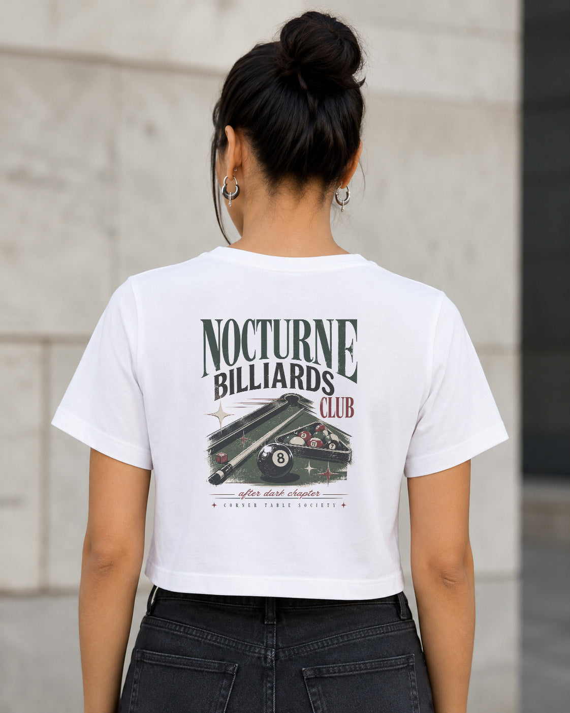 Nocturne Billiards Club T-Shirt – Frauen Crop Shirt Weiss, Rückenprint