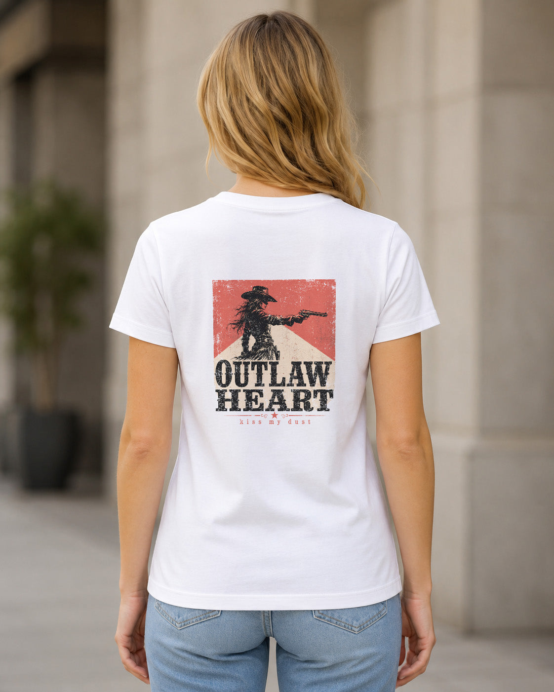 Outlaw Heart T-Shirt – Frauen Shirt Weiss, Rückenprint