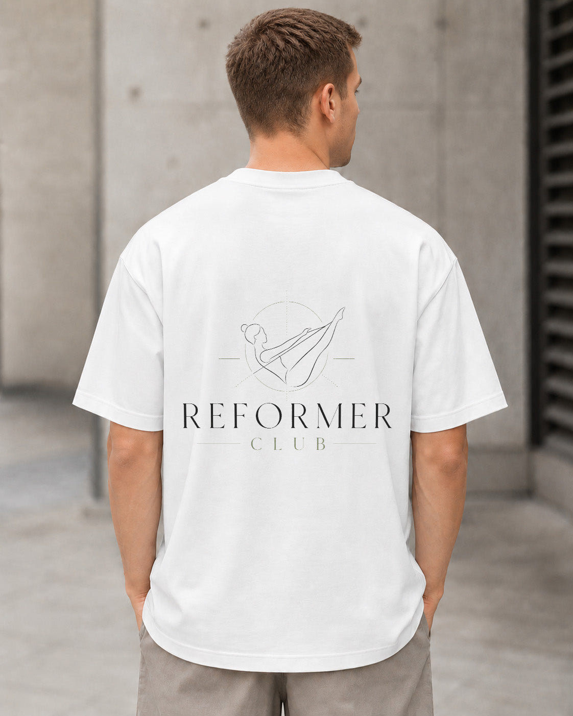 Reformer Club T-Shirt – Heavyweight Oversize Shirt Weiss, Rückenprint