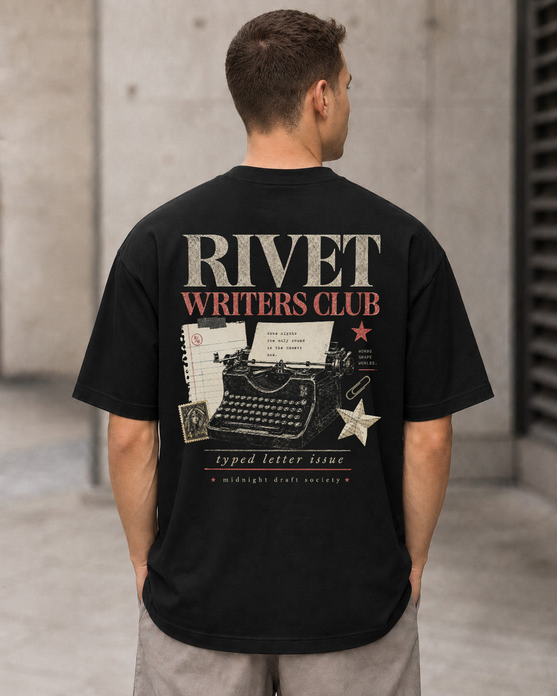 Rivet Writers Club T-Shirt – Heavyweight Oversize Shirt Schwarz, Rückenprint