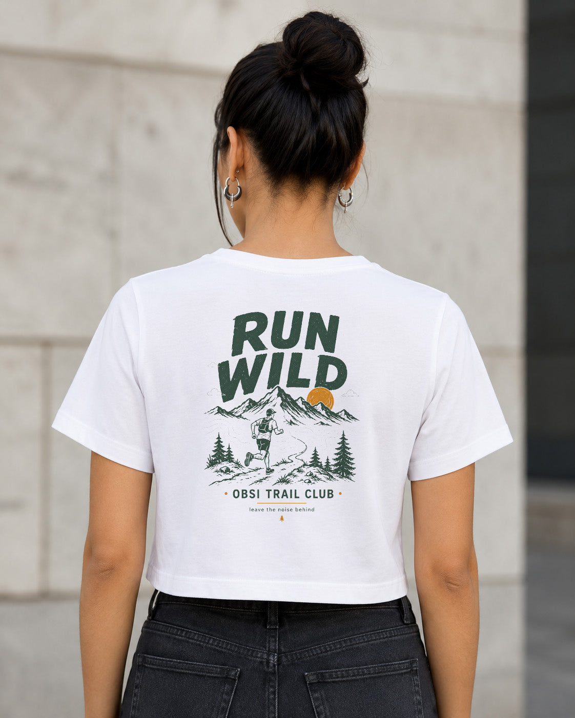 Run Wild T-Shirt – Frauen Crop Shirt Weiss, Rückenprint