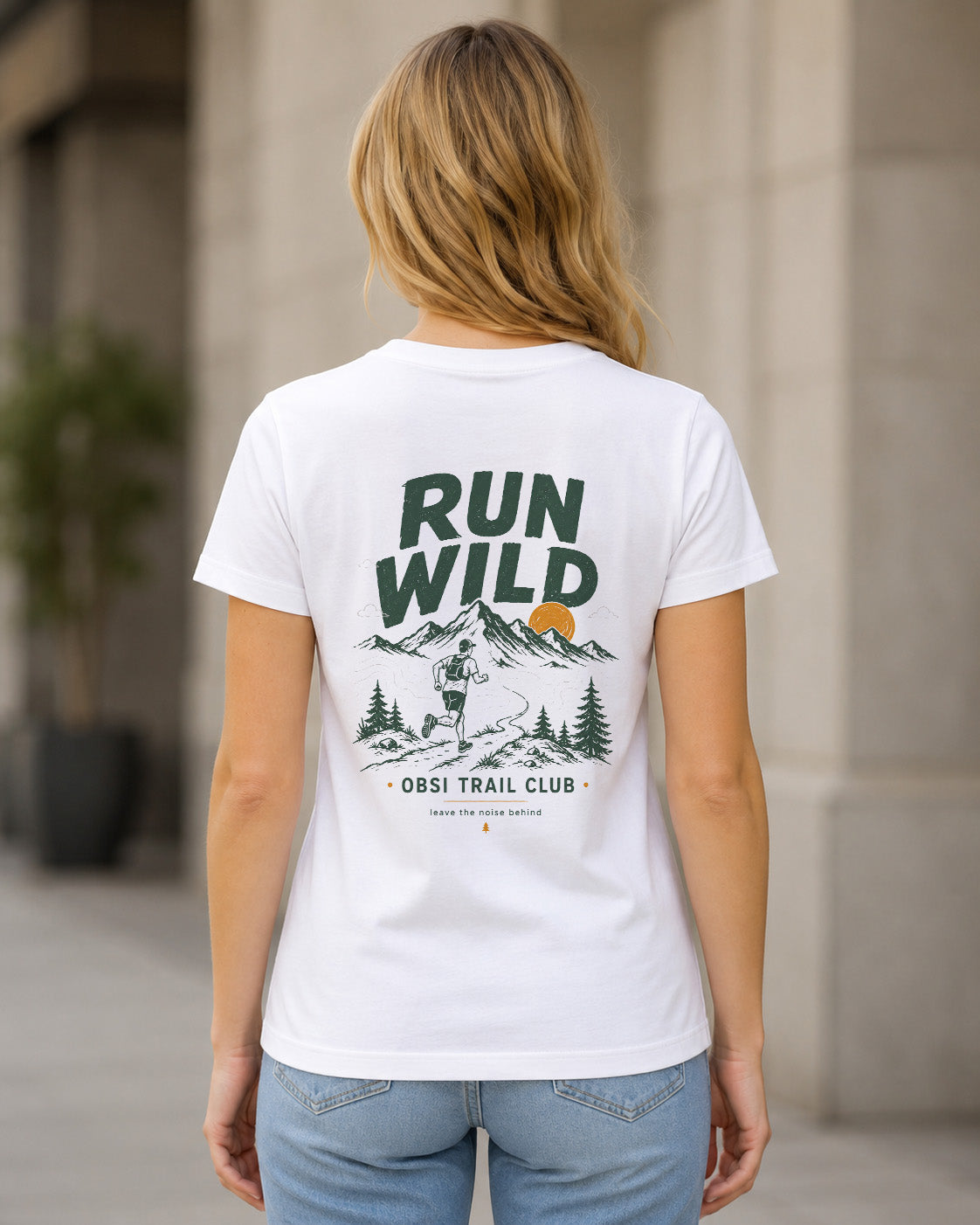 Run Wild T-Shirt – Frauen Shirt Weiss, Rückenprint
