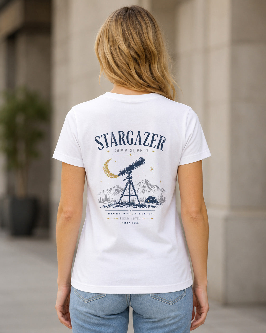 Stargazer Camp Supply T-Shirt – Frauen Shirt Weiss, Rückenprint