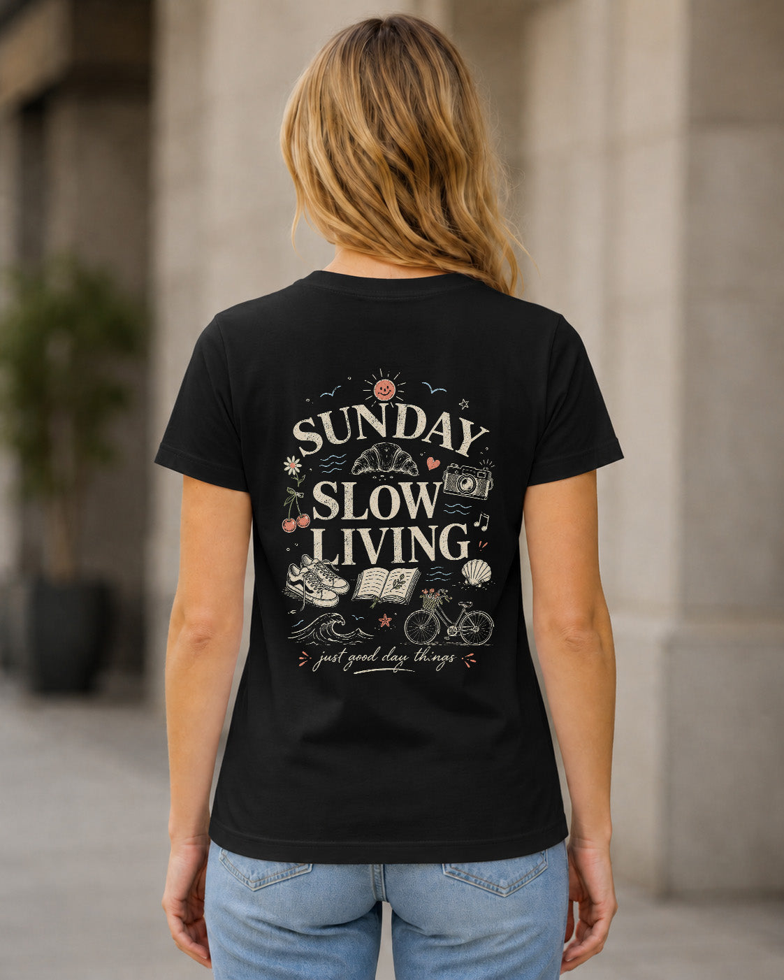 Sunday Slow Living T-Shirt – Frauen Shirt Schwarz, Rückenprint