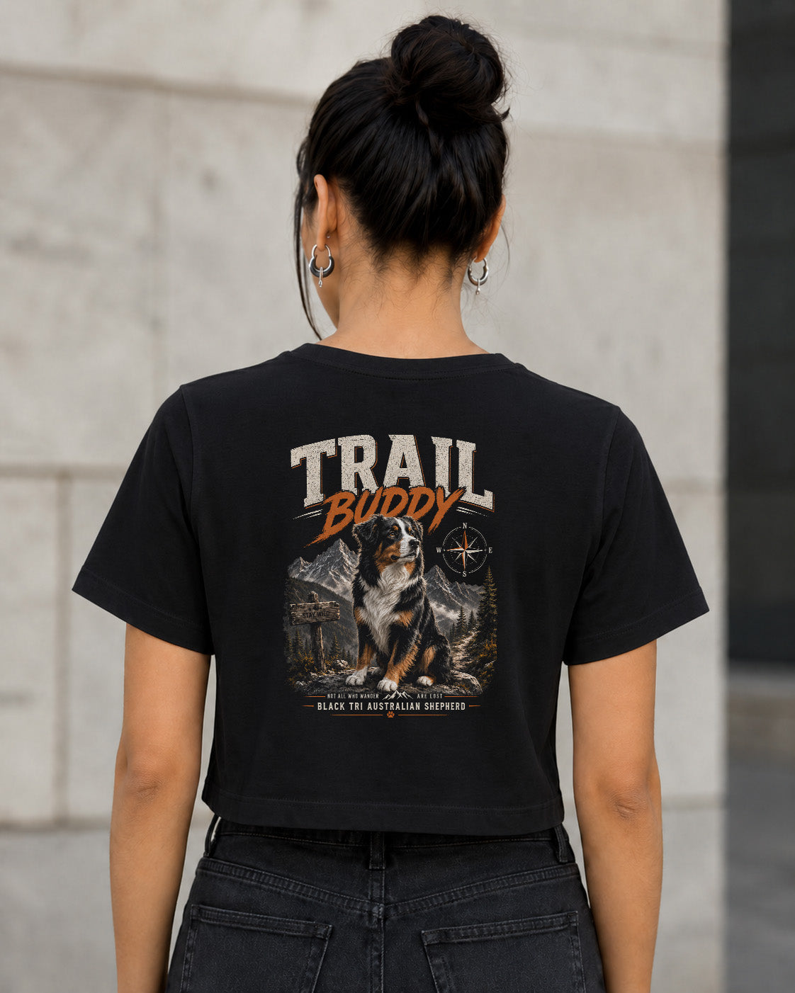 Trail Buddy Aussie T-Shirt – Frauen Crop Shirt Schwarz, Rückenprint