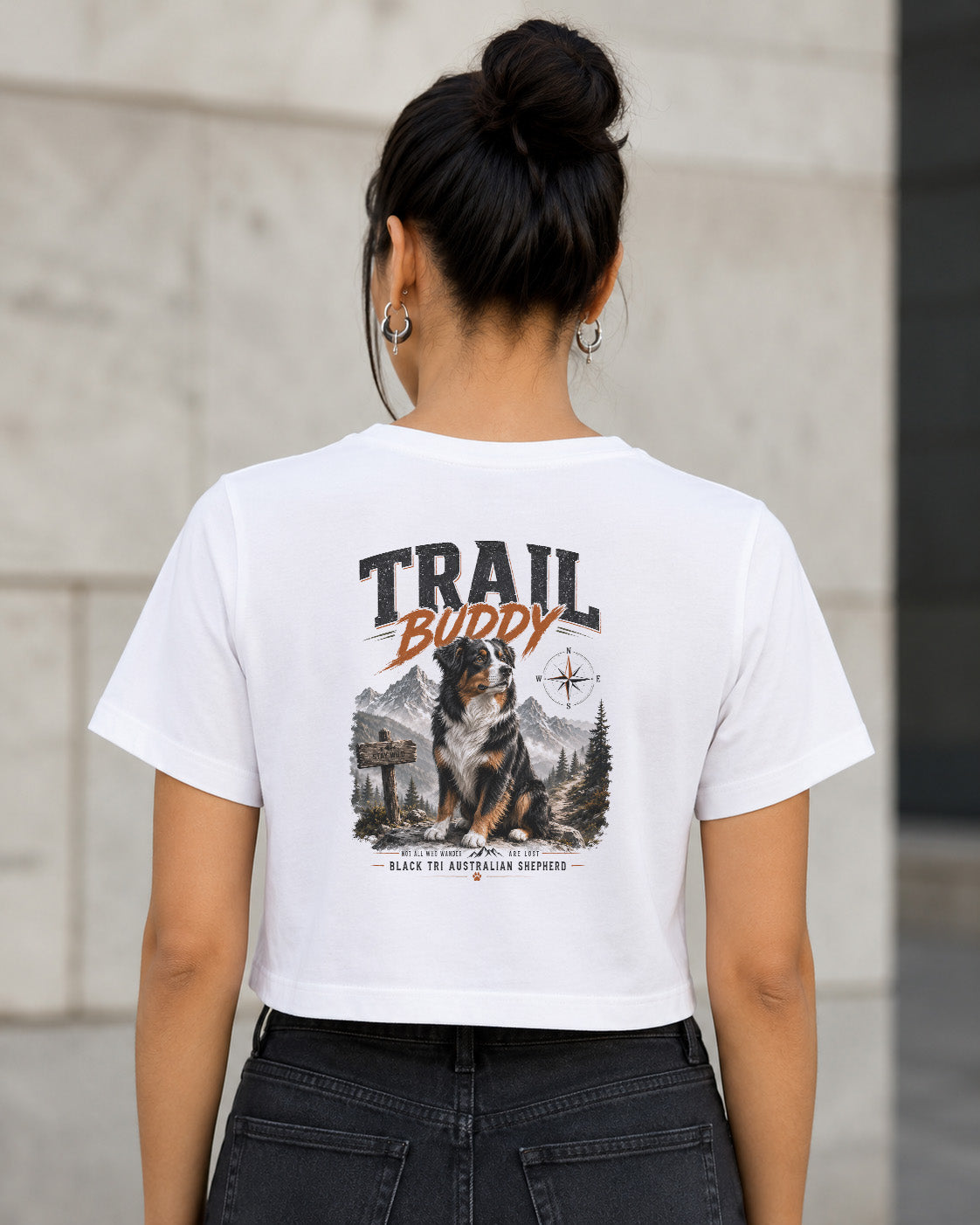 Trail Buddy Aussie T-Shirt – Frauen Crop Shirt Weiss, Rückenprint