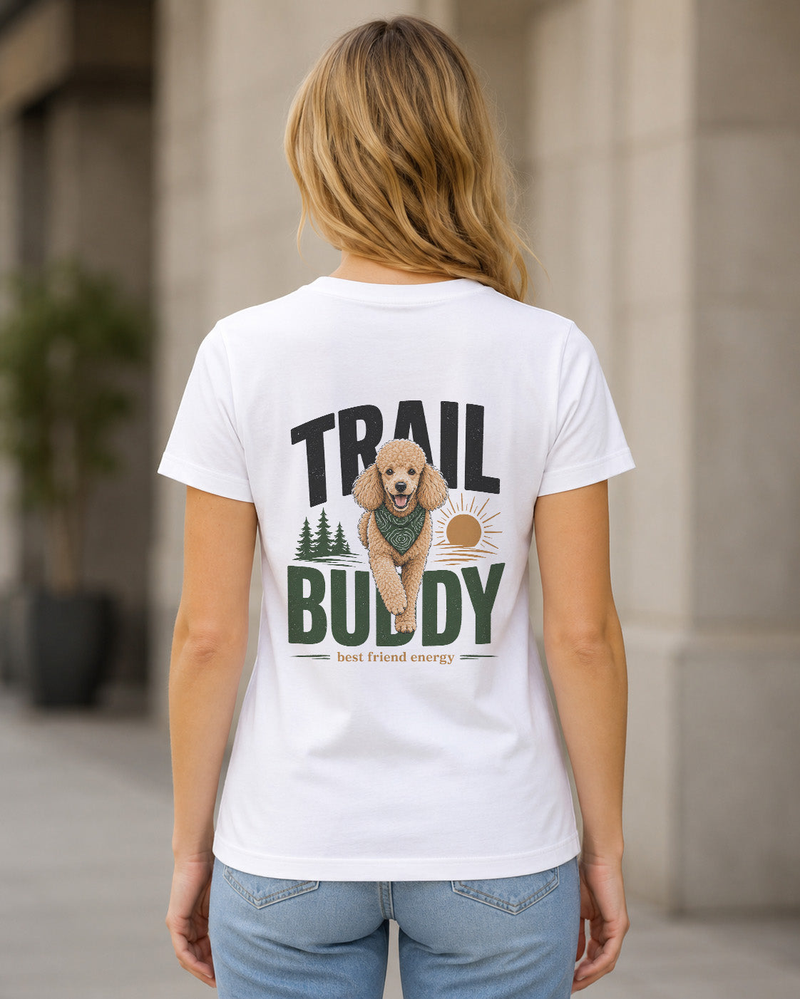Trail Buddy Doodle T-Shirt – Frauen Shirt Weiss, Rückenprint