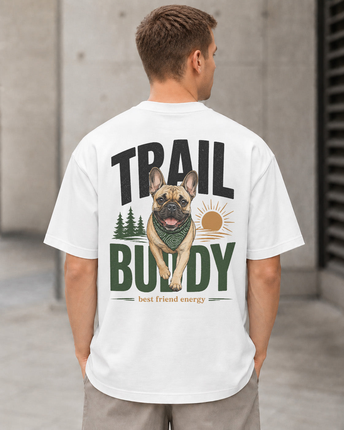 Trail Buddy Frenchie T-Shirt – Heavyweight Oversize Shirt Weiss, Rückenprint