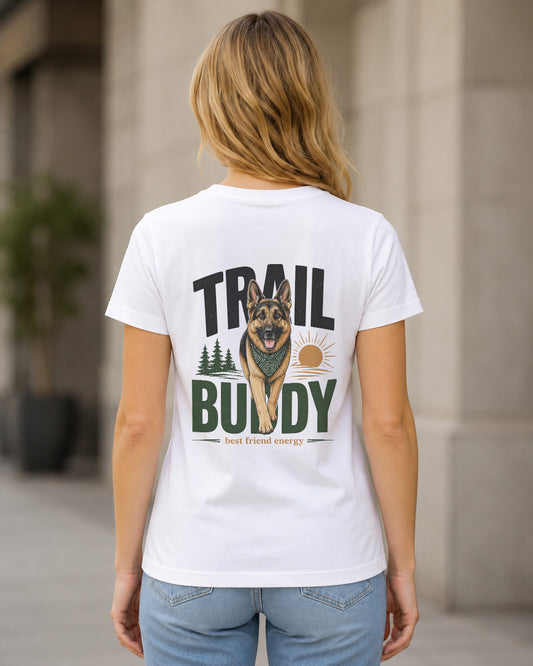 Trail Buddy German Shepherd T-Shirt – Frauen Shirt Weiss, Rückenprint