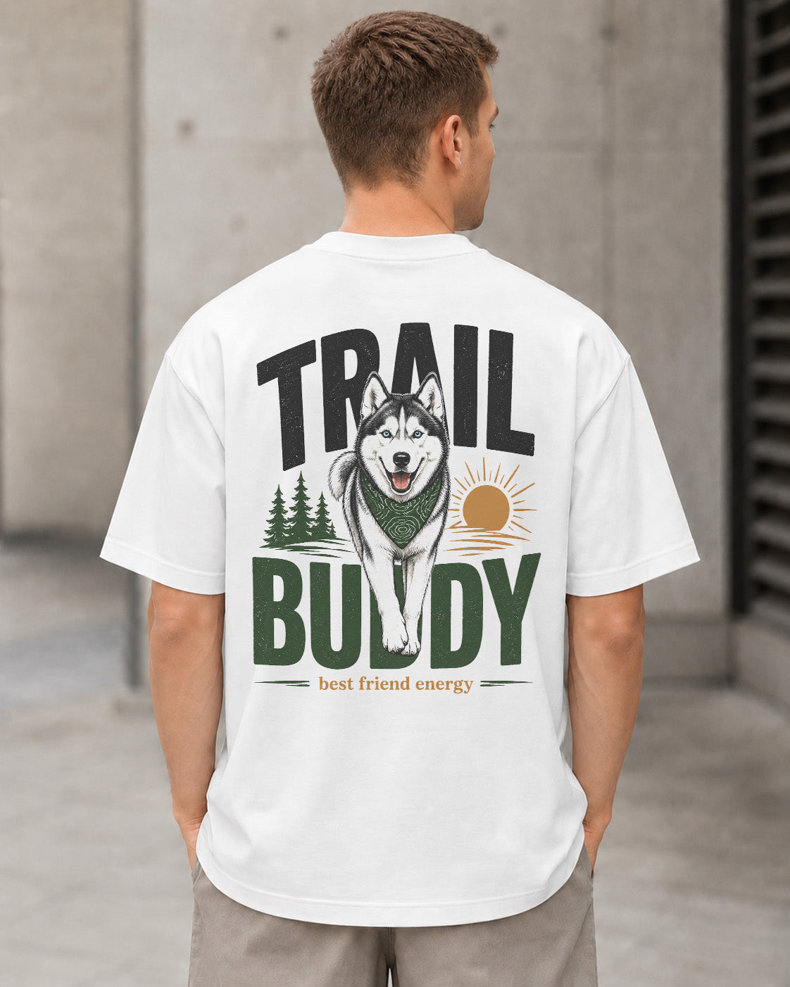 Trail Buddy Husky T-Shirt – Heavyweight Oversize Shirt Weiss, Rückenprint