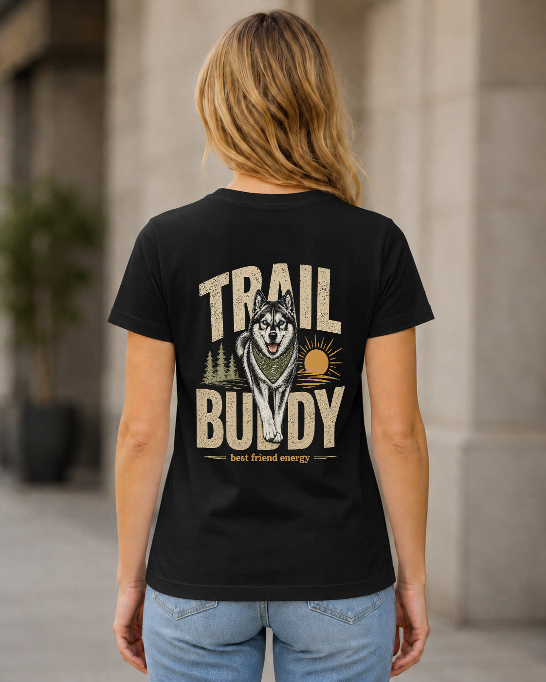 Trail Buddy Husky T-Shirt – Frauen Shirt Schwarz, Rückenprint